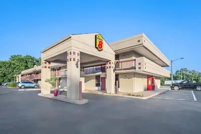 Photo 2 - Super 8 by Wyndham Commerce