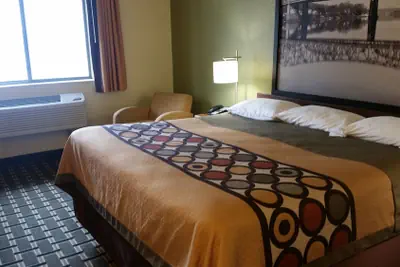 Photo 5 - Super 8 by Wyndham Wheeling WV