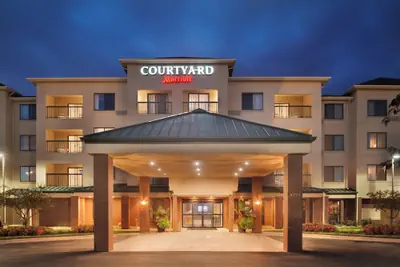 Photo 2 - Courtyard by Marriott Dayton Beavercreek