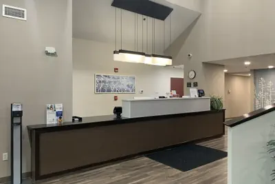 Photo 4 - Sleep Inn & Suites California MD