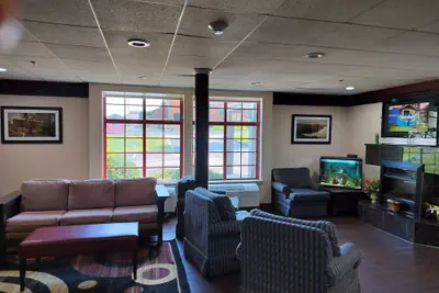 Photo 2 - Red Roof Inn Lancaster
