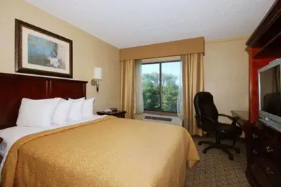 Photo 4 - Quality Inn & Suites Bensalem