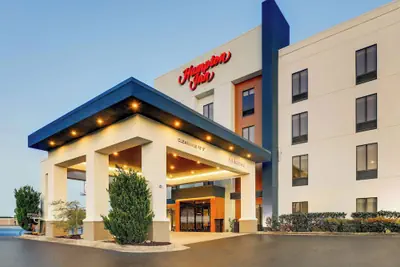 Photo 2 - Hampton Inn Cumming
