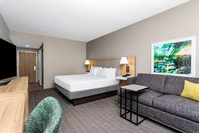 Photo 5 - Hampton Inn & Suites Port St. Lucie, West
