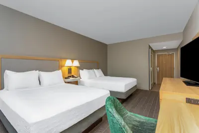 Photo 4 - Hampton Inn & Suites Port St. Lucie, West