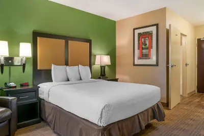 Photo 3 - Extended Stay America Select Suites - Detroit - Roseville