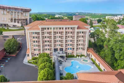 Photo 2 - Clarion Inn Branson