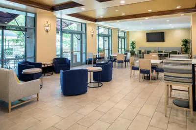Photo 3 - Embassy Suites by Hilton Sacramento Riverfront Promenade