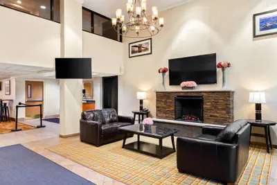 Photo 5 - Quality Inn Edison-New Brunswick