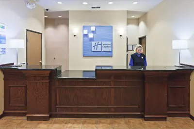 Photo 5 - Holiday Inn Express & Suites by IHG