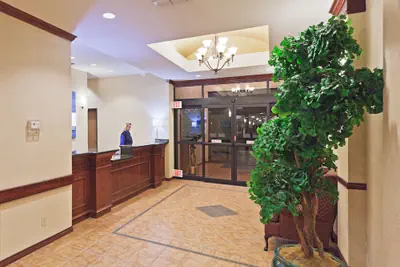 Photo 3 - Holiday Inn Express & Suites by IHG