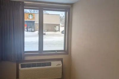 Photo 5 - Woodfield Inn and Suites