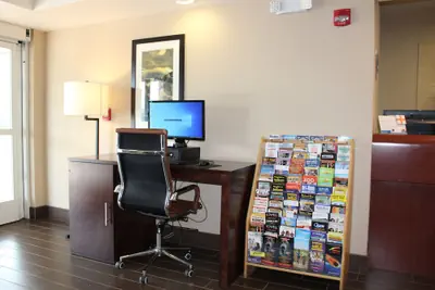 Photo 4 - Comfort Inn Green Valley I-19