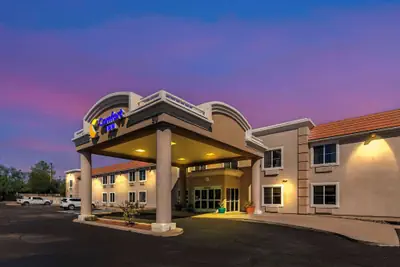 Photo 2 - Comfort Inn Green Valley I-19