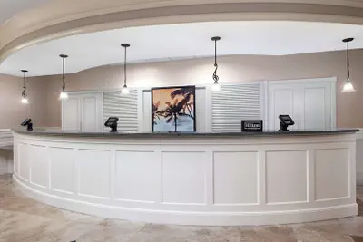 Photo 3 - DoubleTree by Hilton Sunrise - Sawgrass Mills