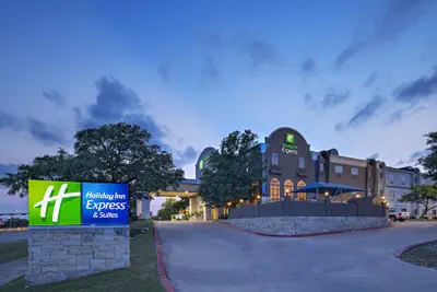 Photo 2 - Holiday Inn Express Hotel & Suites Cedar Park by IHG