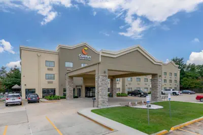 Photo 2 - Comfort Inn & Suites Covington - Mandeville
