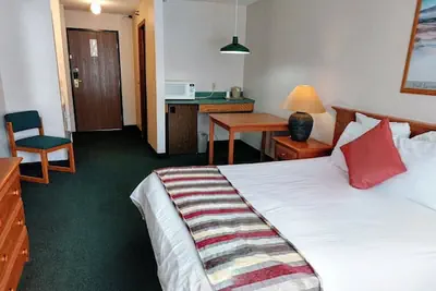 Photo 5 - 3 Peaks Lodge