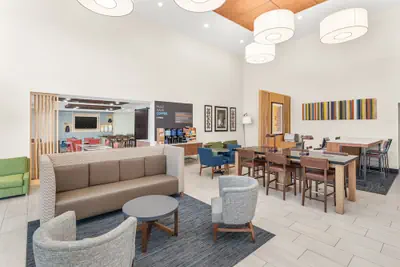 Photo 3 - Holiday Inn Express & Suites Greenville-Spartanburg (Duncan) by IHG