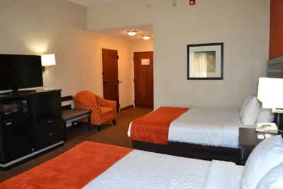 Photo 4 - Days Inn by Wyndham Laurel MS