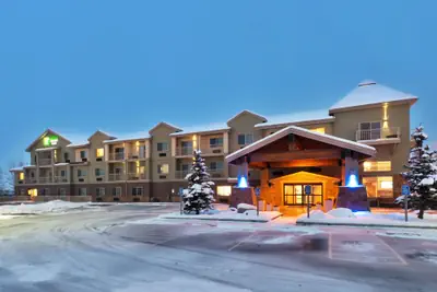 Photo 2 - Holiday Inn Express & Suites Fraser - Winter Park Area by IHG