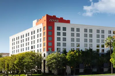 Photo 2 - Hotel Zessa Orange County Airport, a DoubleTree by Hilton