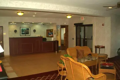 Photo 2 - Baymont by Wyndham New Buffalo