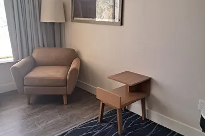 Photo 5 - Fairfield Inn & Suites by Marriott Columbia Downtown