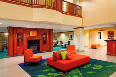 Photo 2 - Fairfield Inn & Suites by Marriott Phoenix Midtown