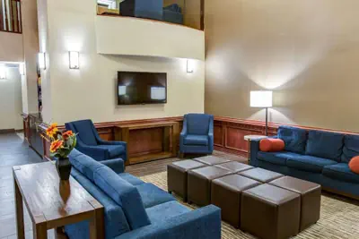 Photo 4 - Comfort Suites Idabel