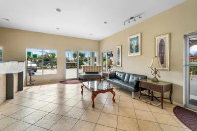 Photo 4 - Rodeway Inn Lake Wales - Winter Haven