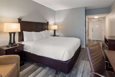 Photo 2 - Best Western Paramus Hotel & Suites