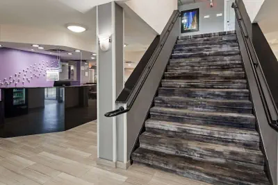 Photo 4 - Best Western Paramus Hotel & Suites
