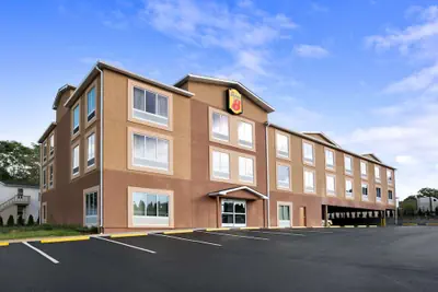 Photo 2 - Super 8 by Wyndham Hershey Chocolate Avenue