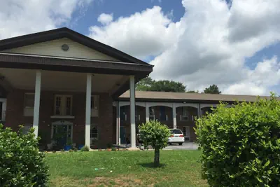 Photo 2 - Scottish Inn & Suites
