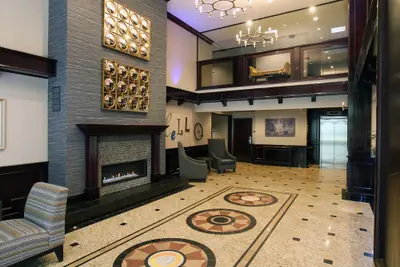 Photo 3 - Oxford Suites Downtown Spokane