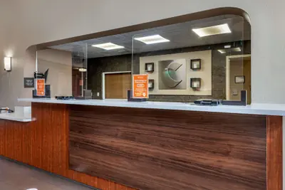 Photo 2 - Comfort Suites Tamarac Sawgrass