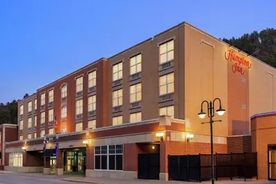 Photo 2 - Hampton Inn Deadwood at Tin Lizzie Gaming Resort