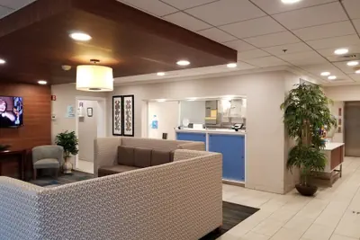 Photo 2 - Holiday Inn Express Philadelphia NE - Langhorne by IHG