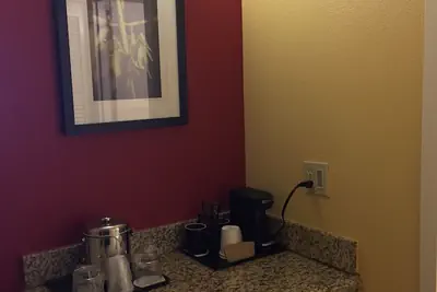 Photo 5 - Hotel Pentagon South