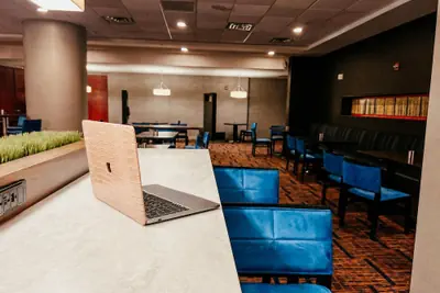 Photo 4 - Hotel Pentagon South
