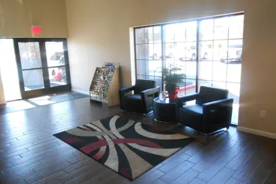 Photo 4 - Econo lodge Flagstaff East I-40