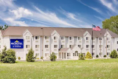 Photo 2 - Microtel Inn & Suites by Wyndham Hagerstown by I-81