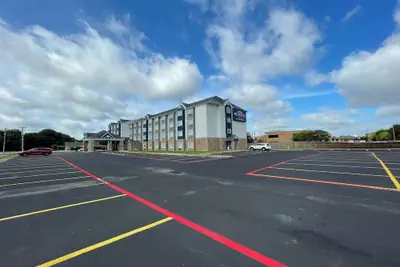 Photo 2 - Microtel Inn & Suites by Wyndham Bossier City