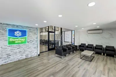 Photo 3 - SureStay By Best Western Phoenix Airport