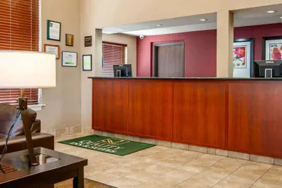 Photo 3 - Quality Inn & Suites Springfield - Eugene North