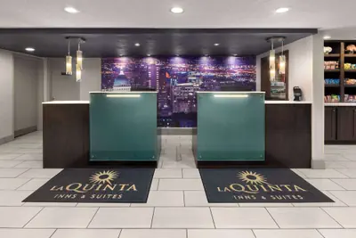 Photo 5 - La Quinta Inn & Suites by Wyndham North Orem