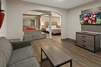 Photo 2 - Red Roof Inn & Suites Irving – DFW Airport South