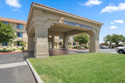 Photo 2 - Comfort Inn & Suites Lancaster Antelope Valley