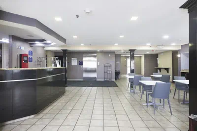 Photo 3 - Microtel Inn & Suites by Wyndham Meridian